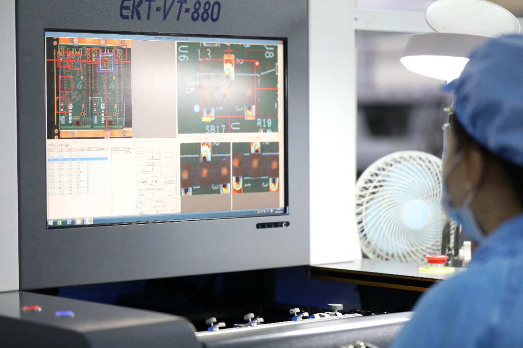 SMT加工中的AOI與SPI檢測技術(shù)有什么區(qū)別？AOI與SPI在SMT加工中的重要性